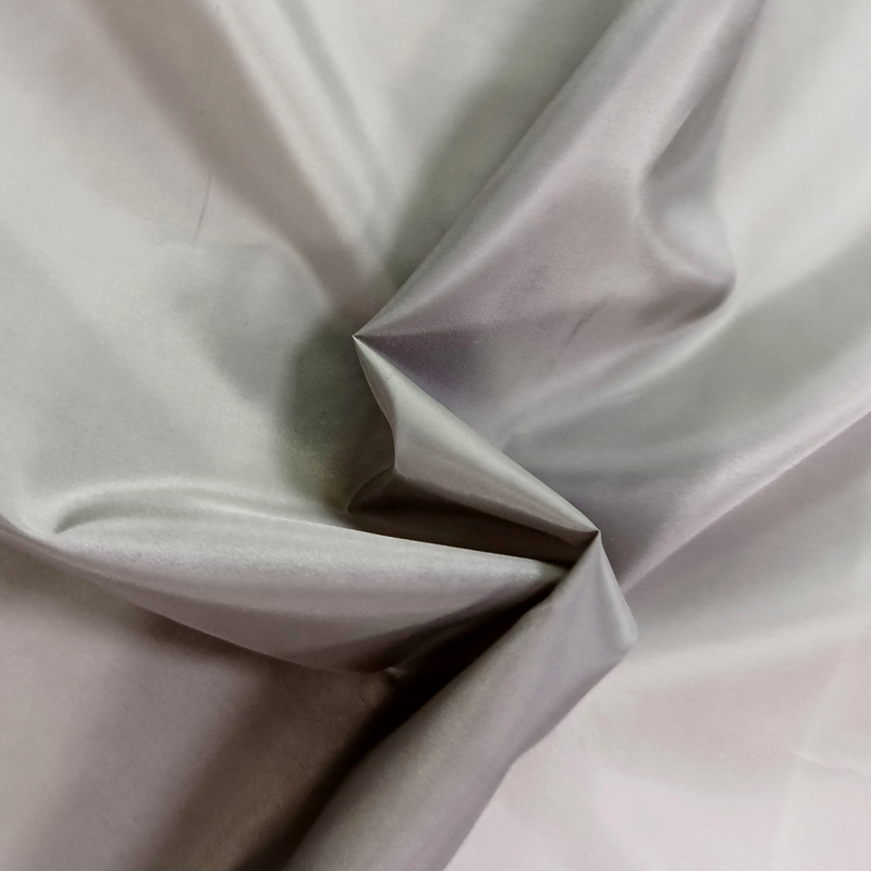Las telas recicladas se han convertido en unanueva estrella en la Industria textil.